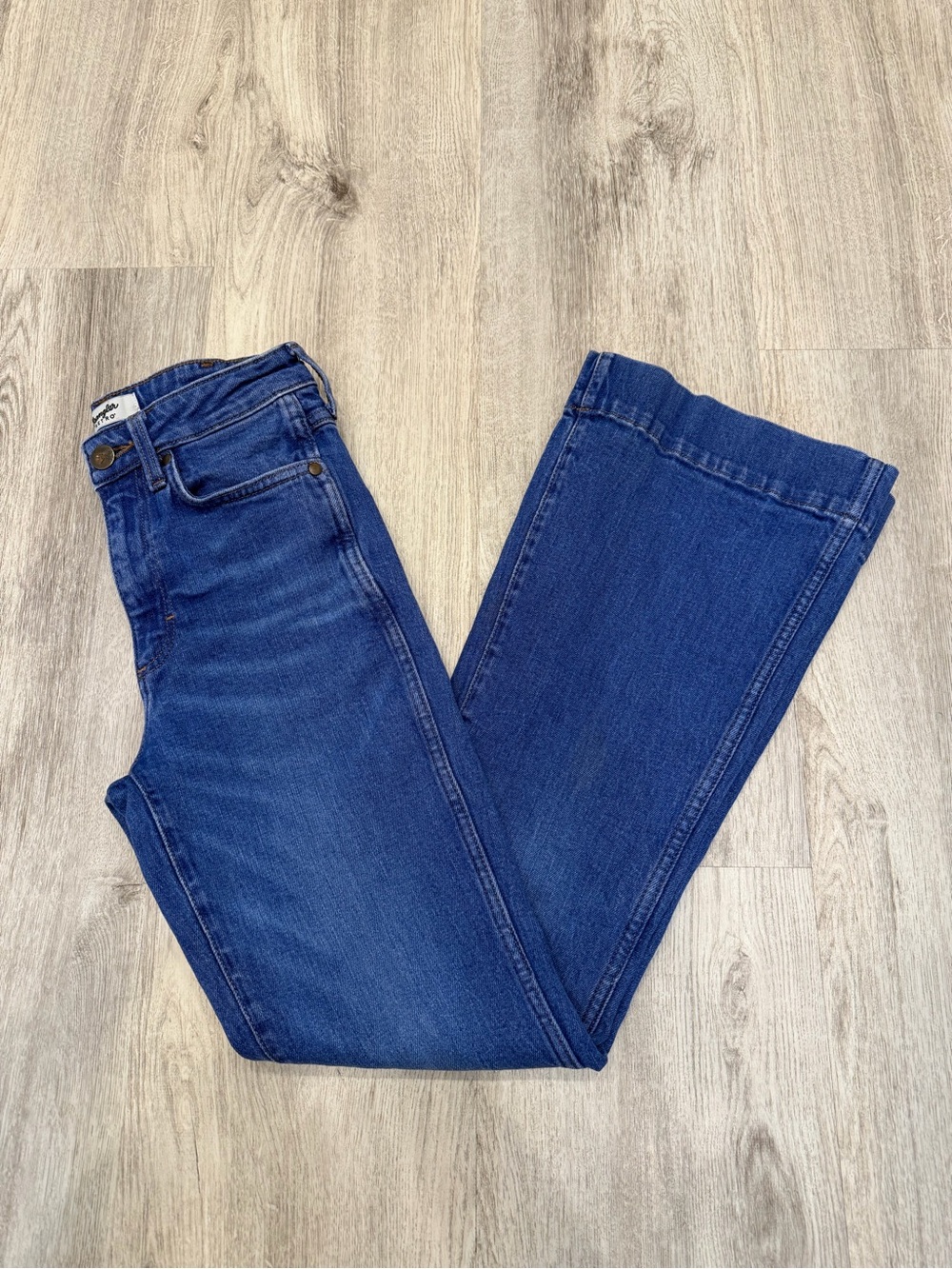 Wrangler Retro Women’s Flare Jeans 26x32 Western Cowgirl
